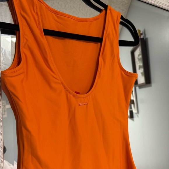 NWT SKIMS SIGNATURE SWIM HIGH NECK ONE PIECE SZ M TANGERINE - Picture 7 of 11